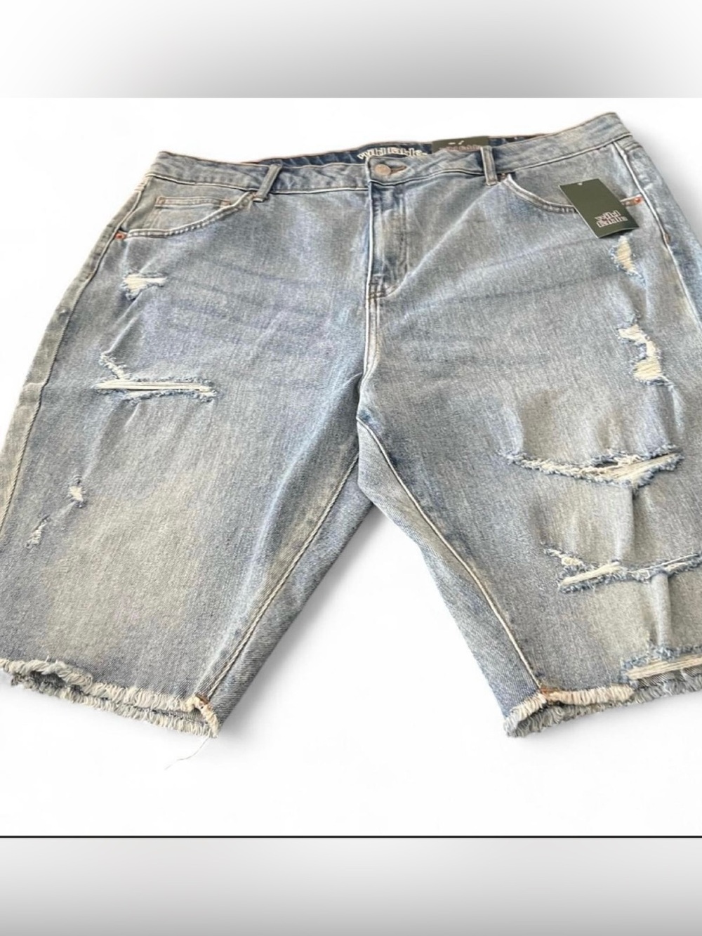 Wild Fable Women’s Medium Blue Distressed High Rise Denim Shorts Size 18